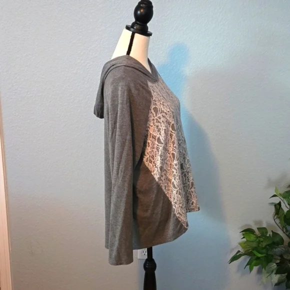 Gray and White Lace Women's Hoodie-Dressbarn - Picture 5 of 9